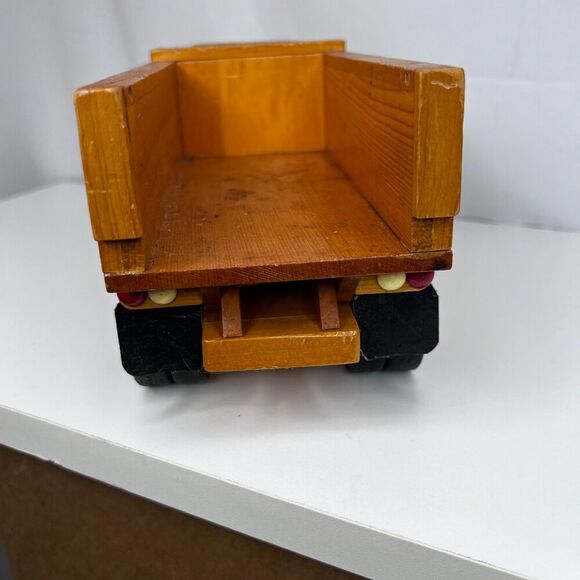 Wooden Dump Truck "Heron Bay" Logo w/ Heron Pic -  Rolls and Bed Lifts - Picture 6 of 14